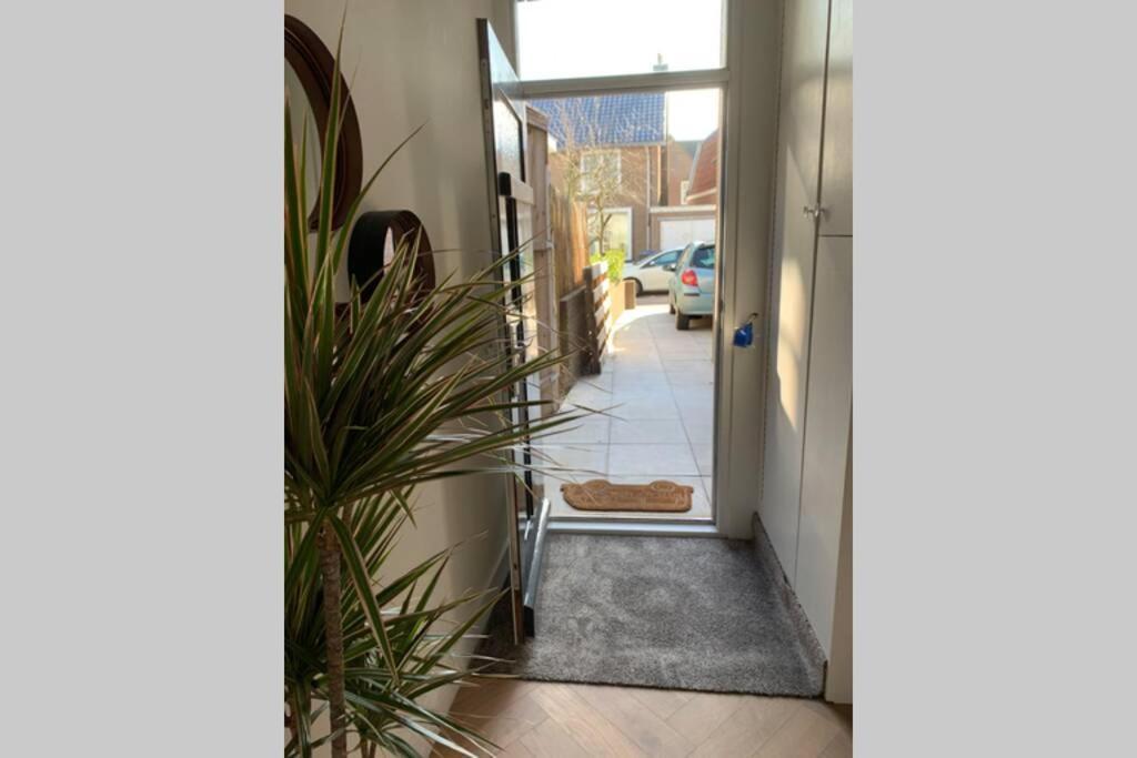 Charming Private Guesthouse Air By The Beach Zandvoort Esterno foto
